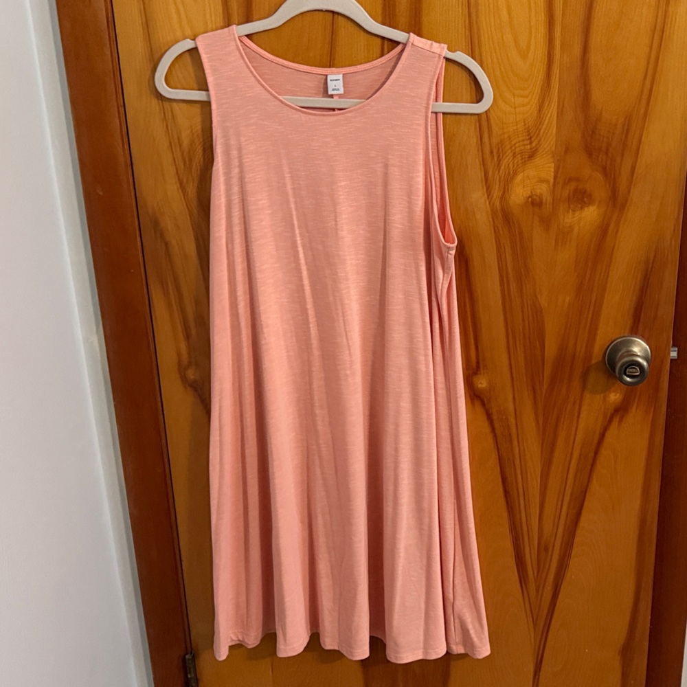 Old Navy Peach Sleeveless Tank Top
